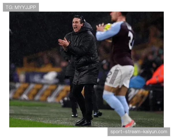 维拉主帅埃梅里专访：谈论重返欧冠的目标与整个赛季的战术构建